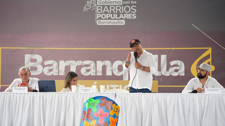 240507-03-Gobierno-con-los-Barrios-Populares-La-Esmeralda-Barranquilla-1280