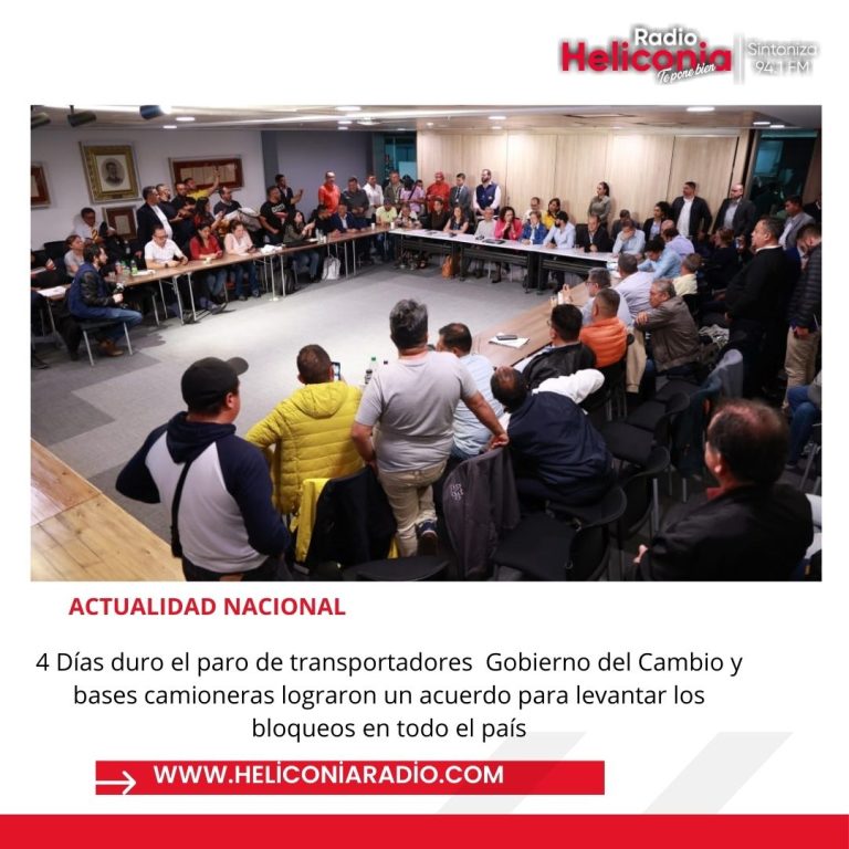 Publicación de Instagram de texto de noticias minimalista gris